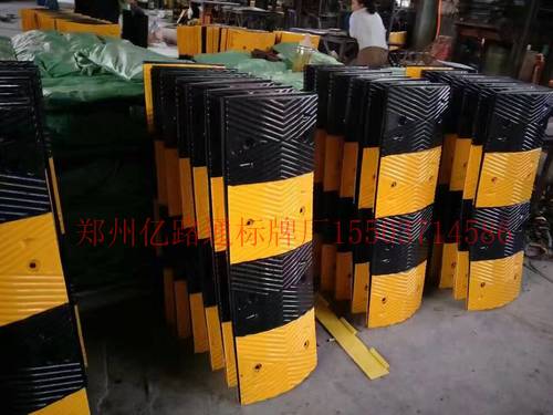 西藏西藏橡胶减速带厂家直销